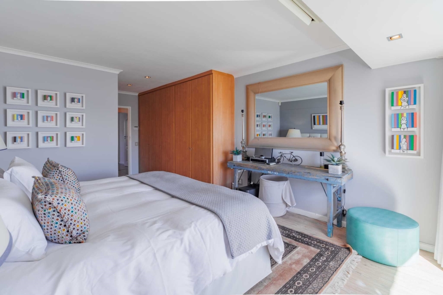 To Let 2 Bedroom Property for Rent in Bantry Bay Western Cape